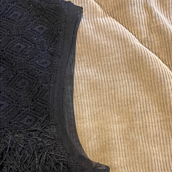 BCBG Black Textured Fringe Tank Top - Picture 4 of 4